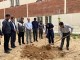 کاشت نهال در بیمارستان بوستان به یاد شهدای جنگ رمضان